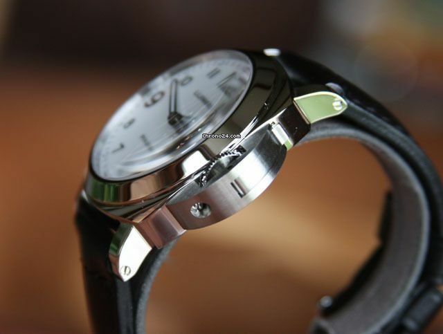 IMG_9081 Panerai Luminor Base Manual winding Steel PAM 114 Replica 8