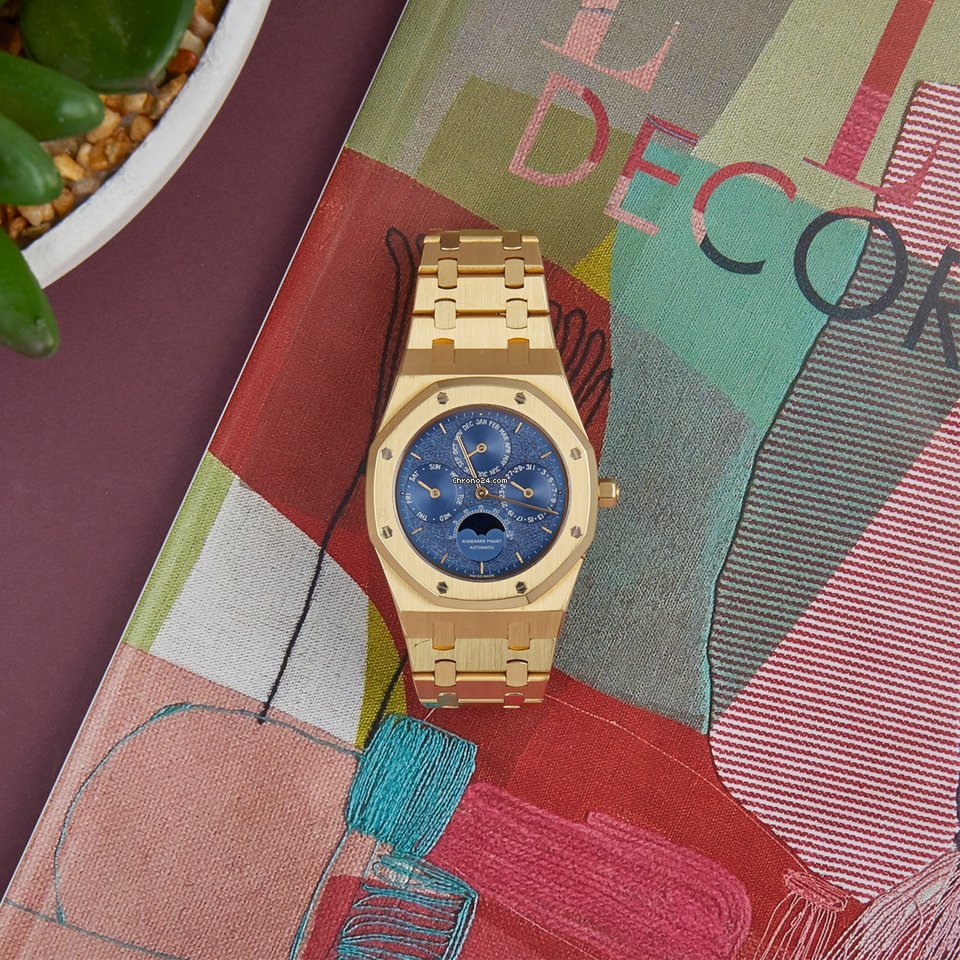 IMG_9081 Audemars Piguet Royal Oak Perpetual Calendar Mens watch Unisex Automatic Yellow gold 25654BA.OO.0944BA.02 Replica 8