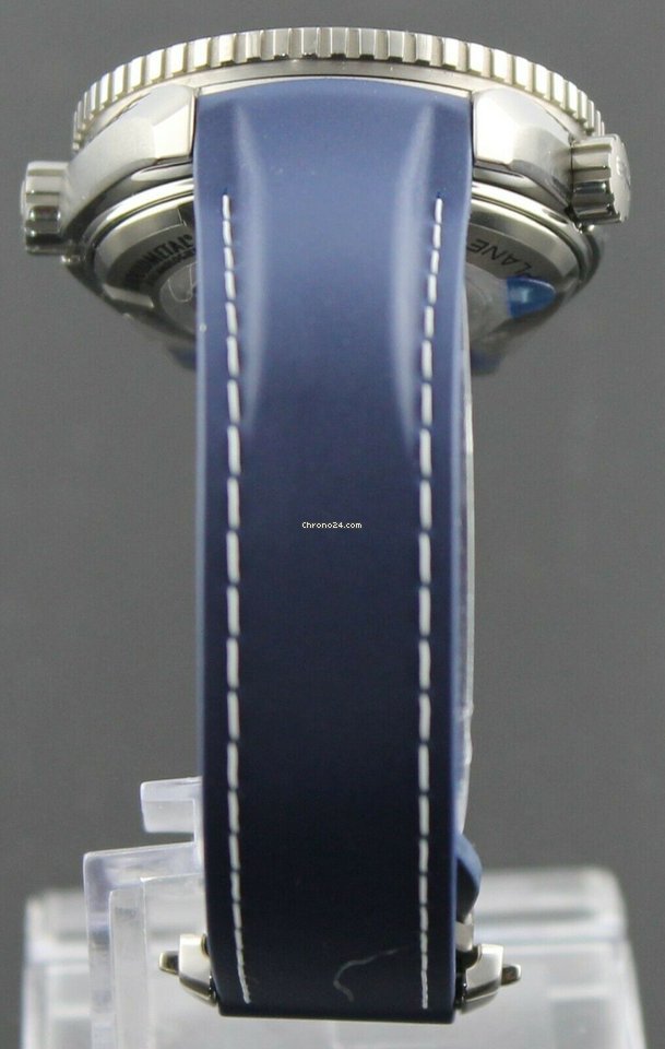 IMG_9081 Omega Seamaster Planet Ocean Automatic Titanium 232.92.38.20.03.001 Replica 8