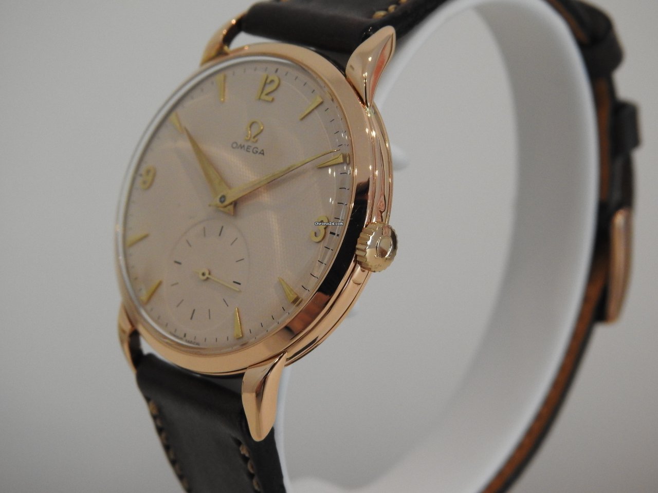 IMG_9081 Omega De Ville Tresor Mens watch Unisex Manual winding Rose gold 2685 Replica 8