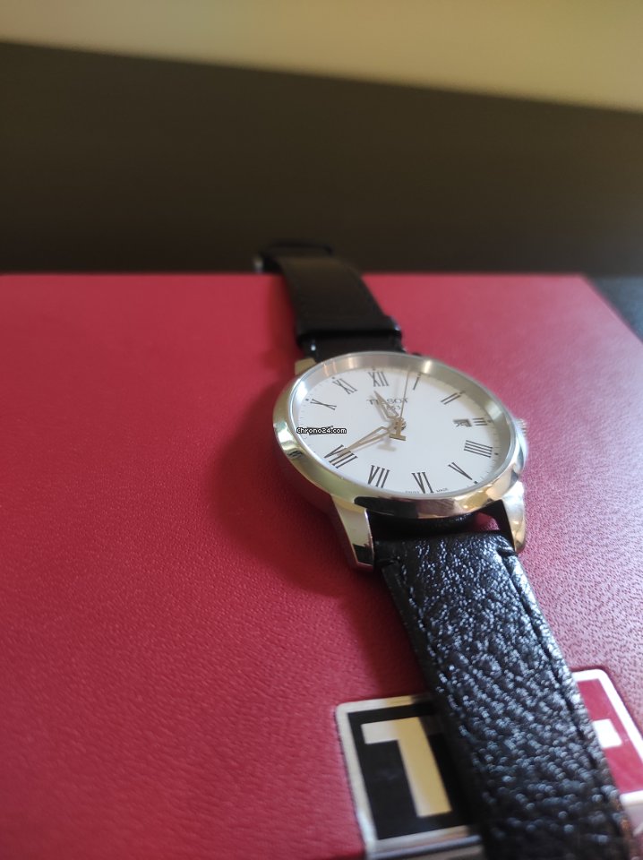 IMG_9081 Tissot Classic Dream Mens watch Unisex Quartz Steel T033.410.16.013.01 Replica 8
