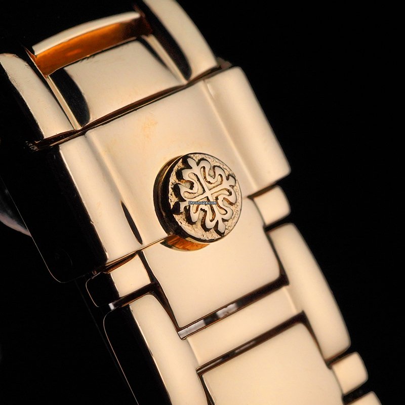 IMG_9081 Patek Philippe Nautilus Womens watch Quartz Yellow gold 4700 051J Replica 8