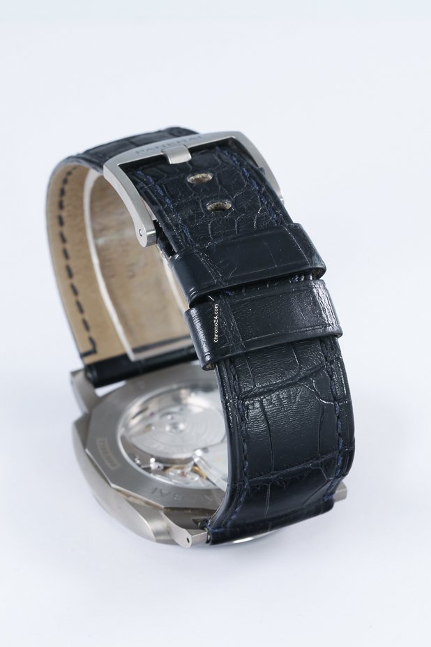 IMG_9081 Panerai Luminor Due Mens watch Unisex Automatic Titanium PAM 00729 Replica 8