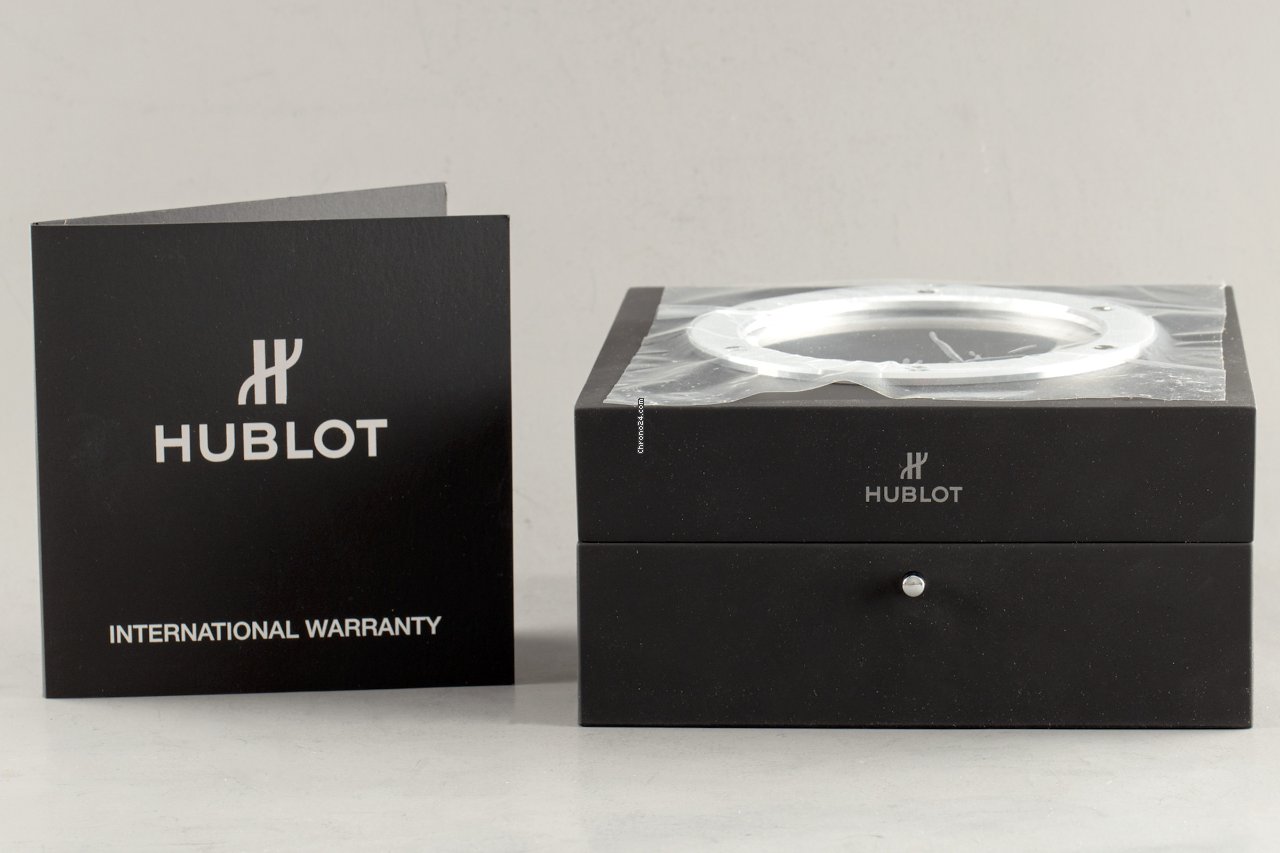 IMG_9081 Hublot Classic Fusion Ultra-Thin Mens watch Unisex Manual winding Yellow gold 515.OX.0180.LR Replica 8