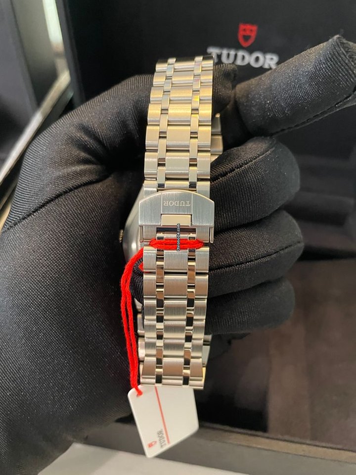 IMG_9081 Tudor Royal Mens watch Unisex Automatic Steel M28600-0003 Replica 8