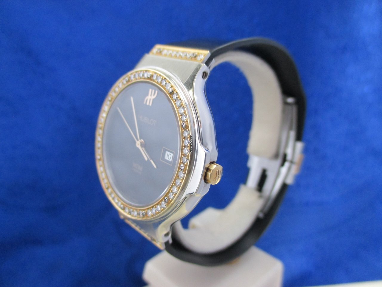 IMG_9081 Hublot Classic Mens watch Unisex Quartz Gold Steel 1401.2 Replica 8