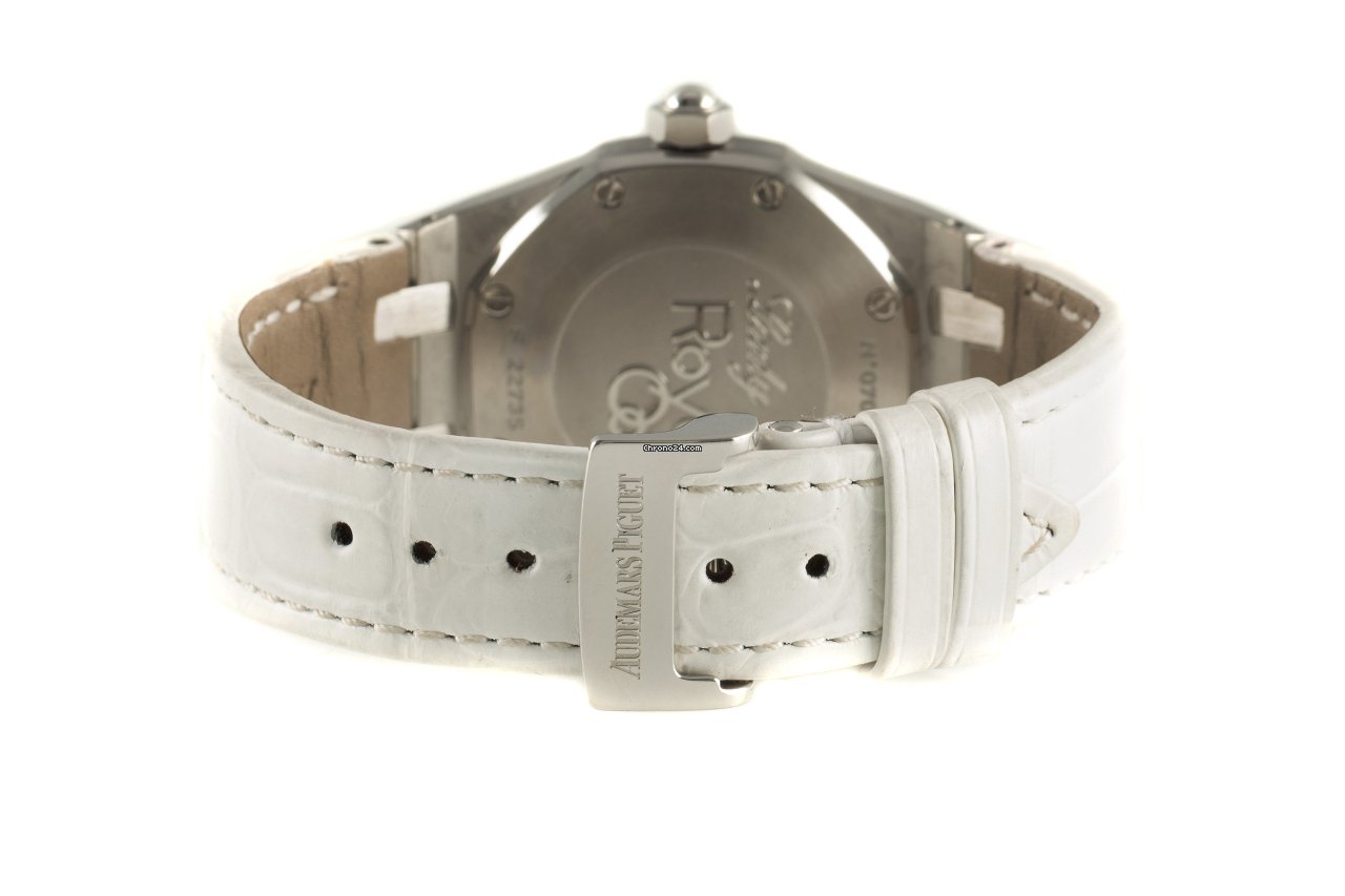 IMG_9081 Audemars Piguet Royal Oak Lady Womens watch Quartz Steel 67601ST.ZZ.D012CR.02 Replica 8