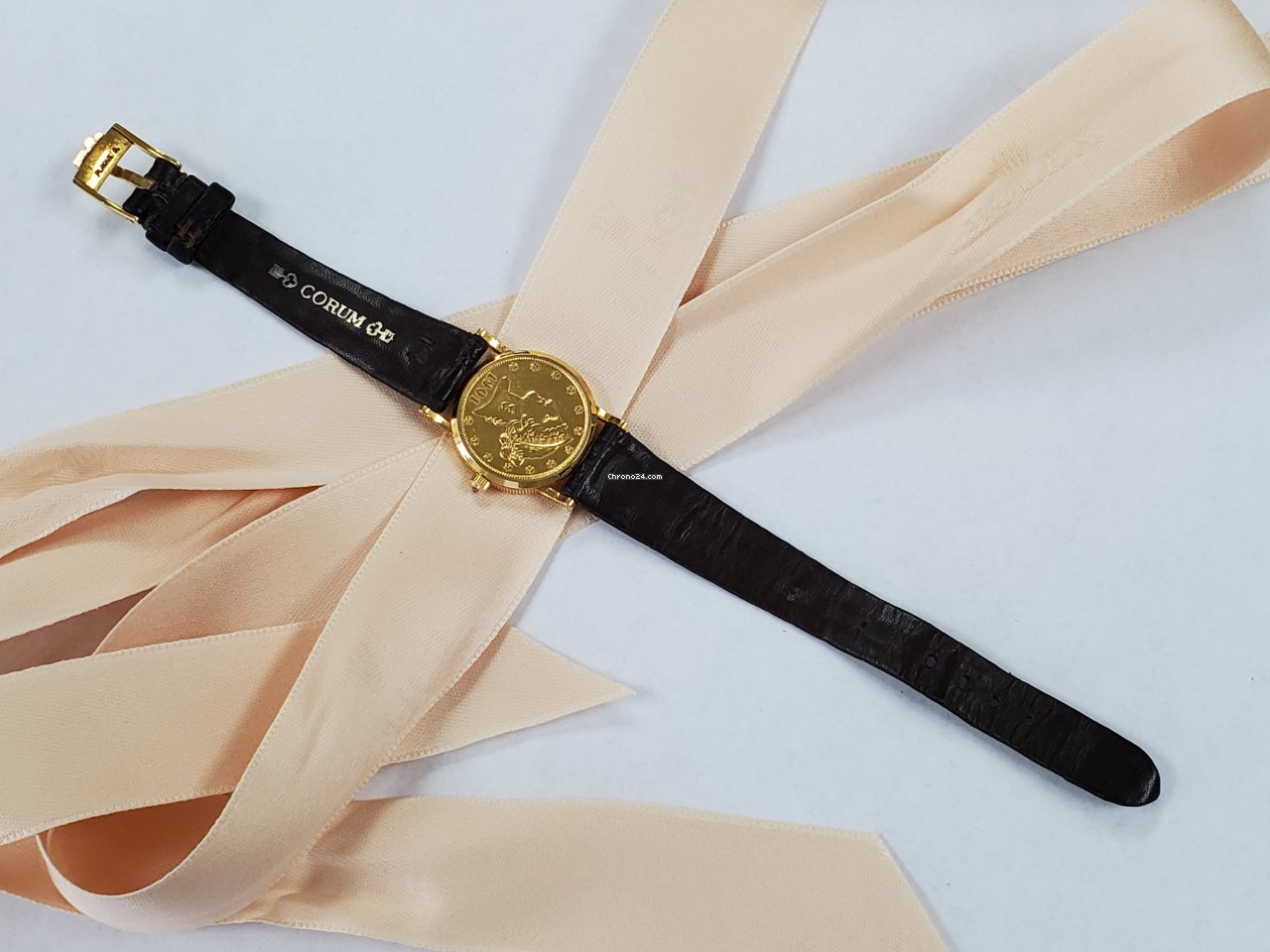 IMG_9081 Corum Coin Watch Womens watch Manual winding Yellow gold 293.645.56 0001 MU51 Replica 8