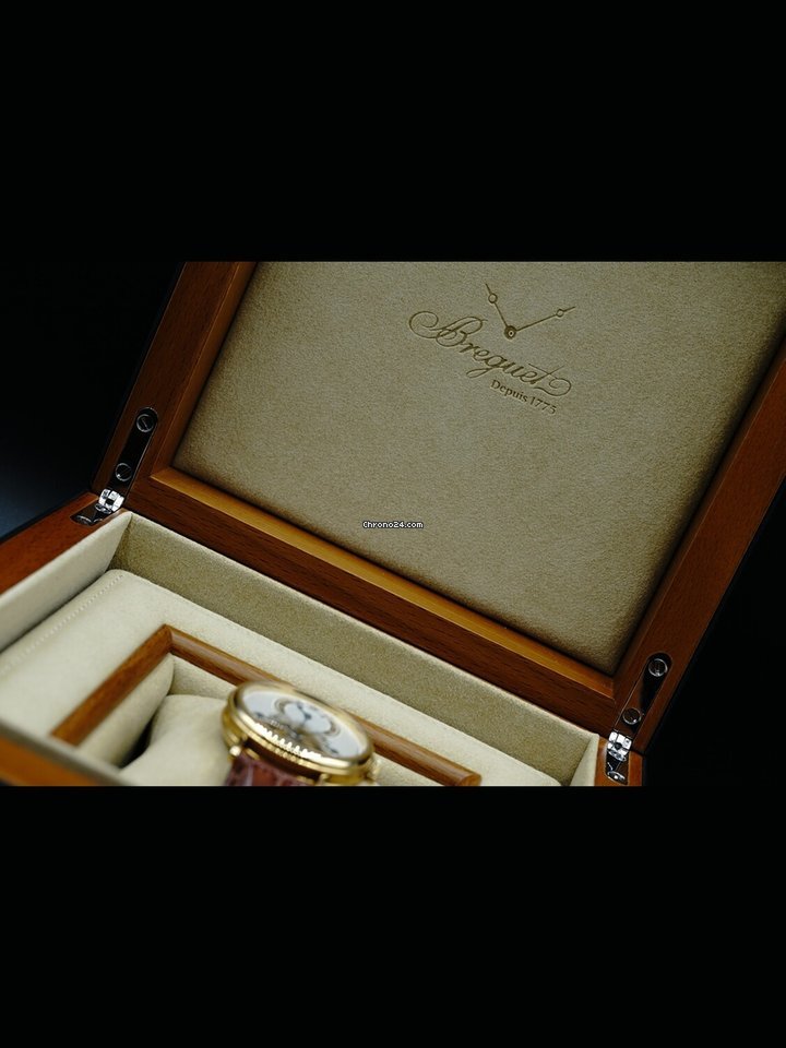 IMG_9081 Breguet Classique Complications Mens watch Unisex Manual winding Yellow gold 3357BA Replica 8