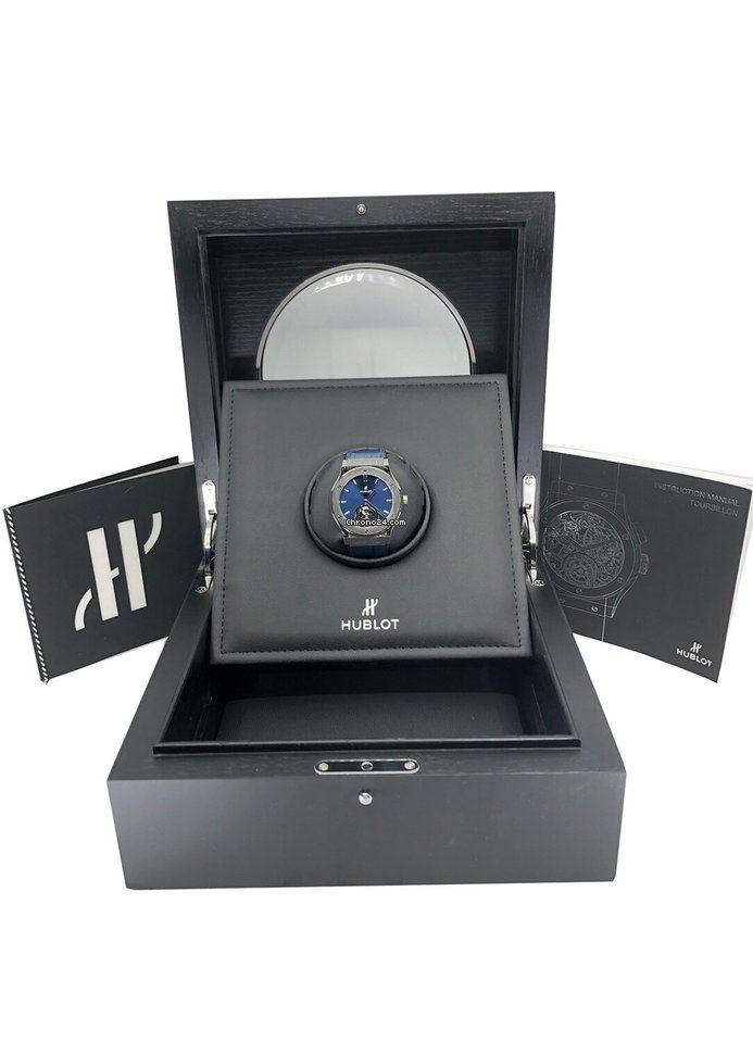 Hublot Classic Fusion Mens watch Unisex Manual winding Titanium 505.NX.7170.LR.PCM14 Replica 8