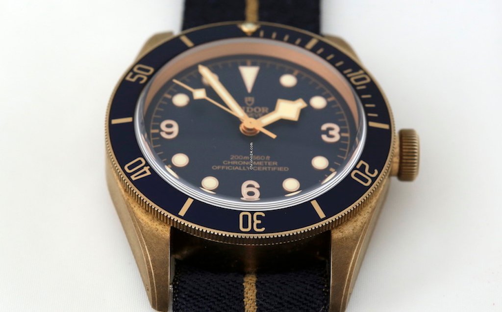 IMG_9081 Tudor Black Bay Bronze Mens watch Unisex Automatic Bronze 79250BB-0001 Replica 8