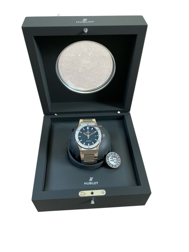 IMG_9081 Hublot Classic Fusion 45, 42, 38, 33 mm Mens watch Unisex Automatic Titanium 511.NX.1170.NX Replica 8
