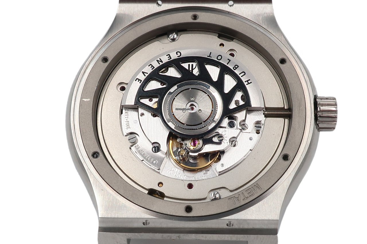 Hublot Classic Fusion 45, 42, 38, 33 mm Mens watch Unisex Automatic Titanium 511.NX.1170.LR Replica 8