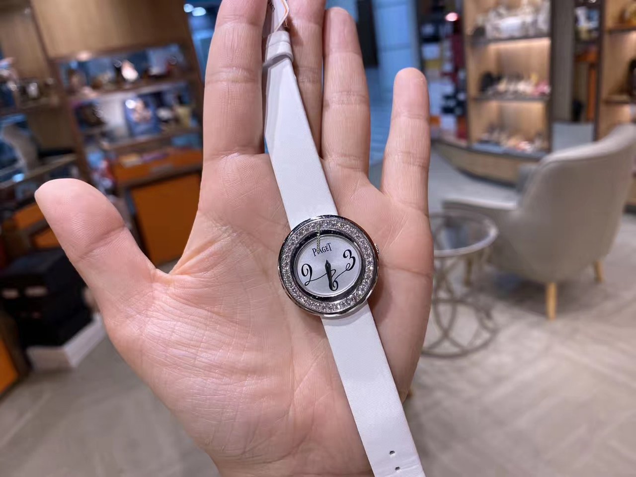 IMG_9081 Piaget Womens watch Quartz White gold G0A32087 Replica 8