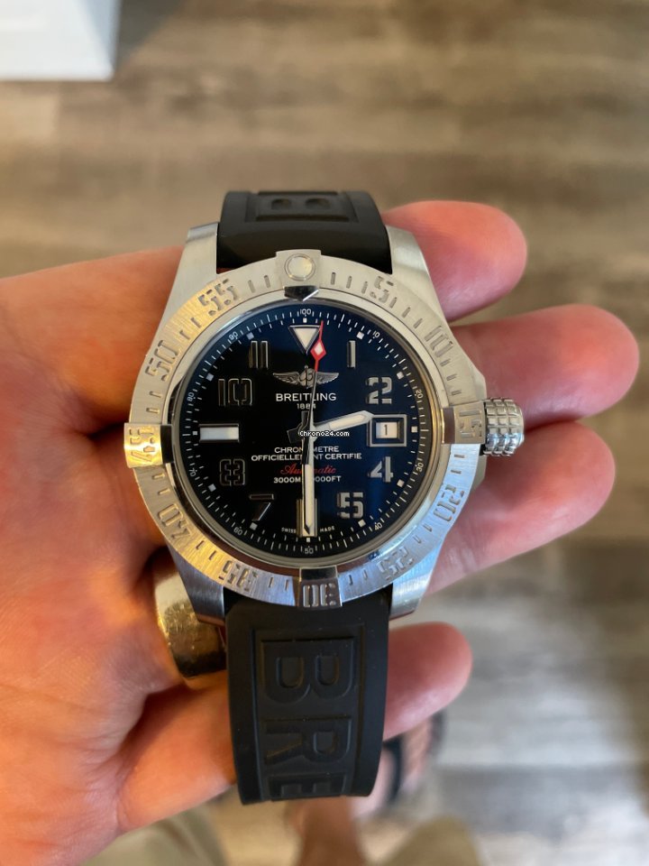 Breitling Avenger II Seawolf Mens watch Unisex Automatic Steel A1733110 BC31 169A Replica 8