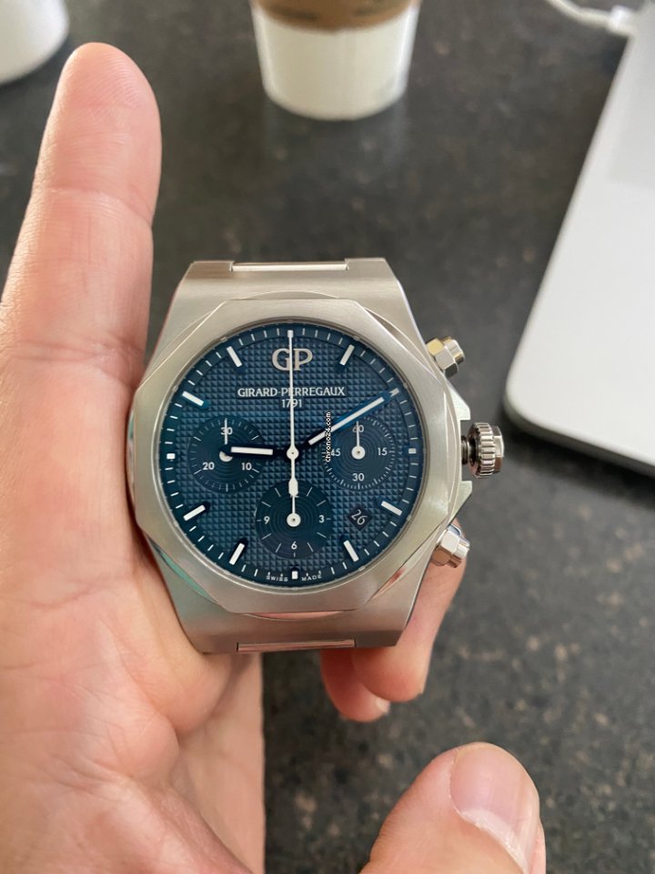 Girard Perregaux Laureato Mens watch Unisex Automatic Steel 81020-11-431-11A Replica 8