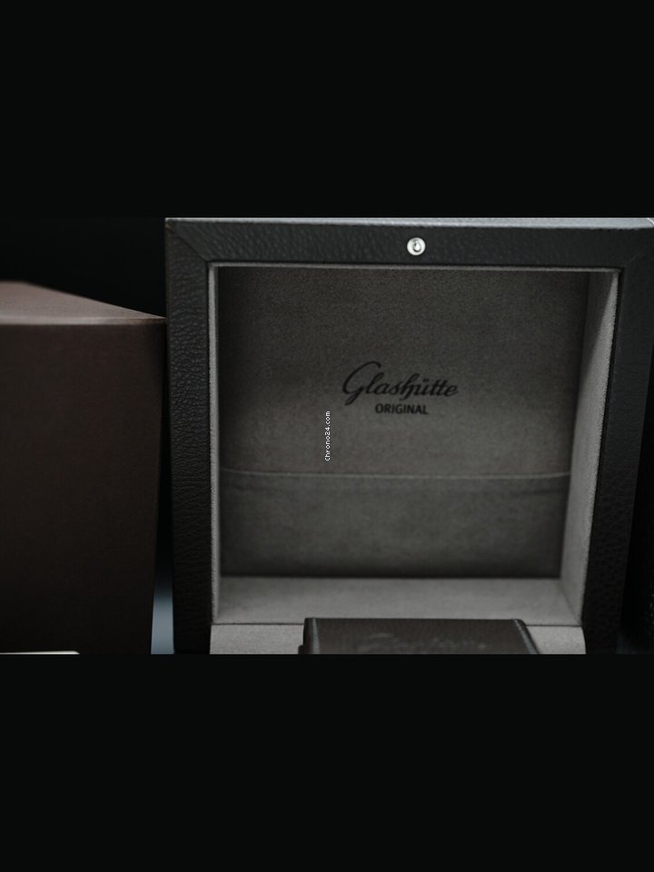 Glashutte Original Sixties Mens watch Unisex Automatic Rose gold 1-39-52-01-01-04 Replica 8