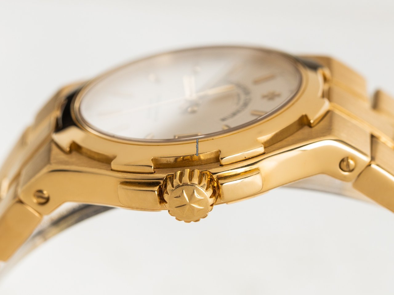 IMG_9081 Vacheron Constantin Overseas Mens watch Unisex Automatic Yellow gold 42050 42052 423J Replica 8