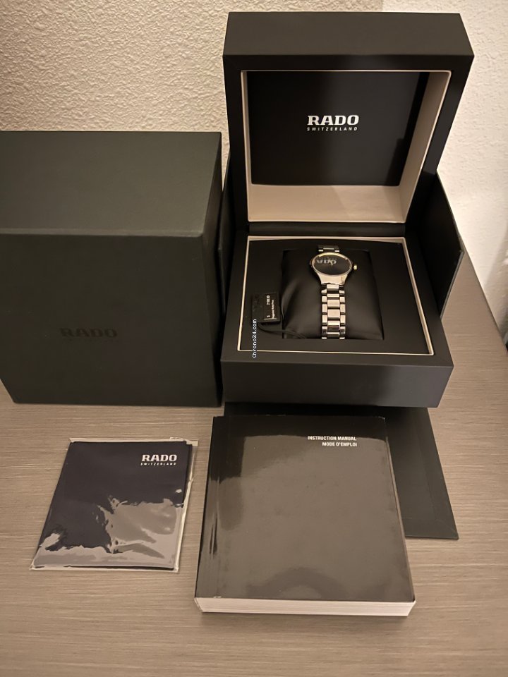 IMG_9081 Rado True Thinline Womens watch Quartz Ceramic R27956132 Replica 8