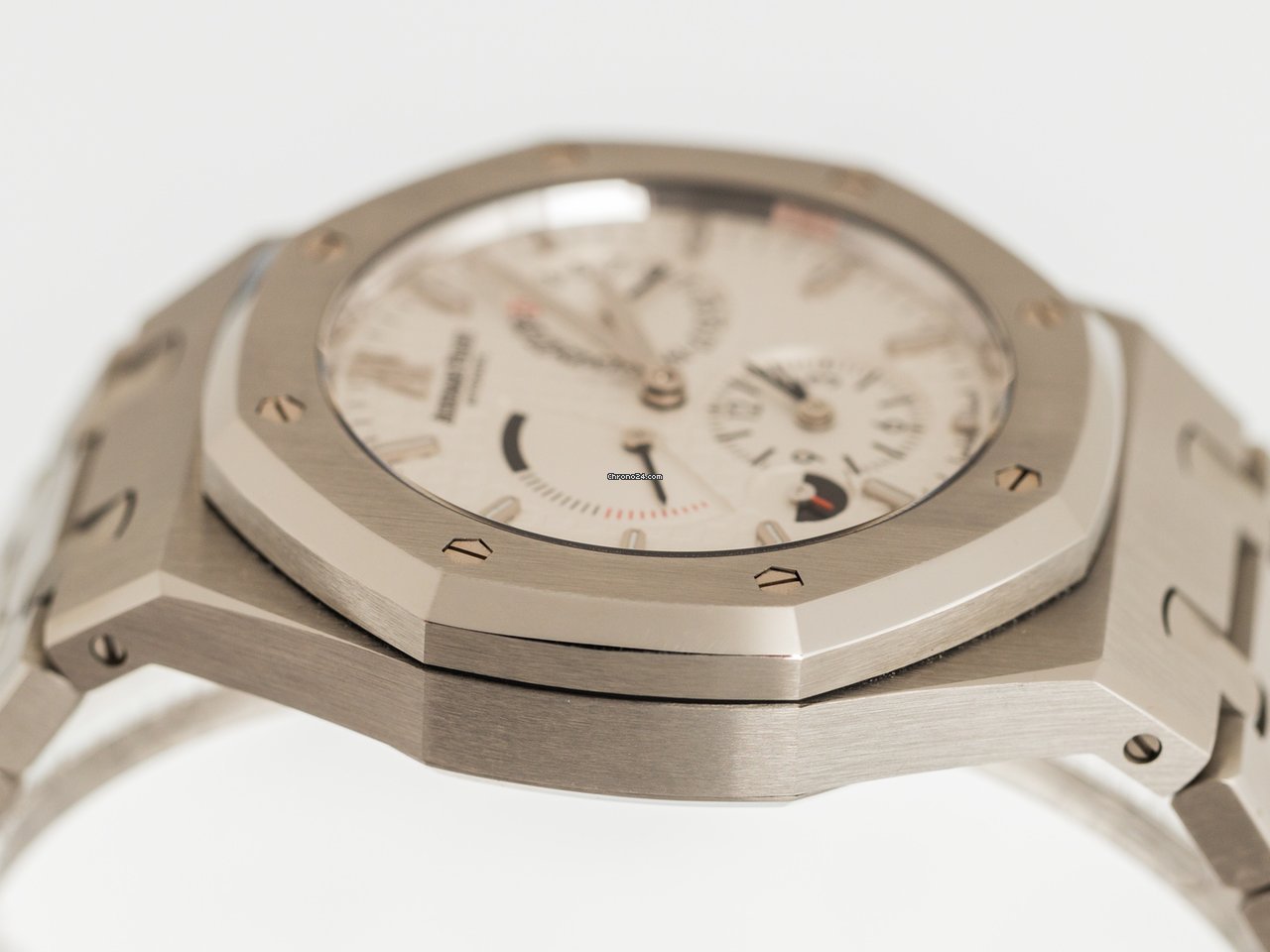 IMG_9081 Audemars Piguet Royal Oak Dual Time Mens watch Unisex Automatic Steel 47500 Replica 8
