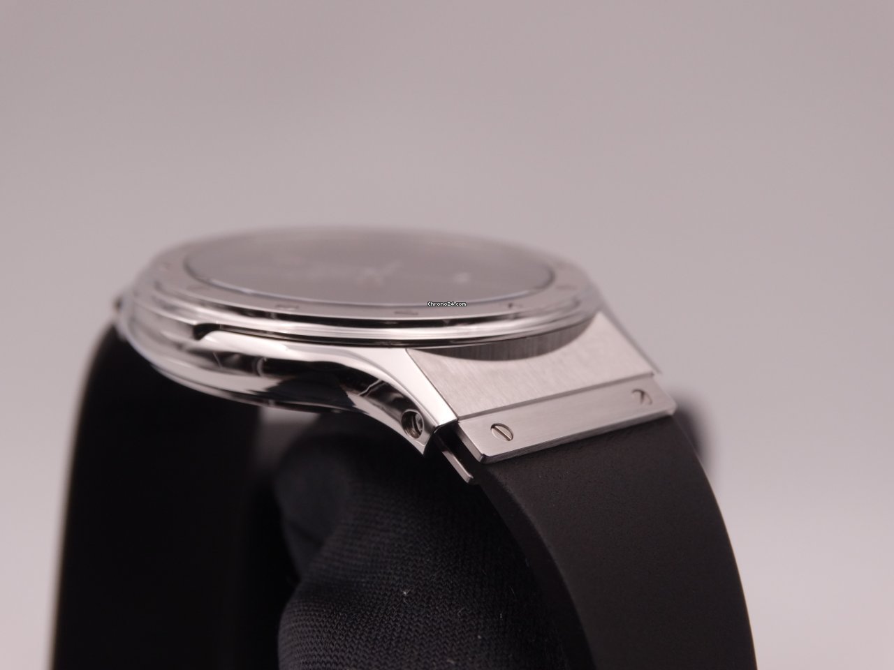 Hublot Classic Mens watch Unisex Quartz Steel B1525.1 Replica 8