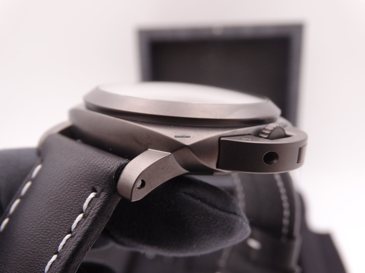 IMG_9081 Panerai Luminor GMT Automatic Mens watch Unisex Automatic Titanium PAM 01036 Replica 8