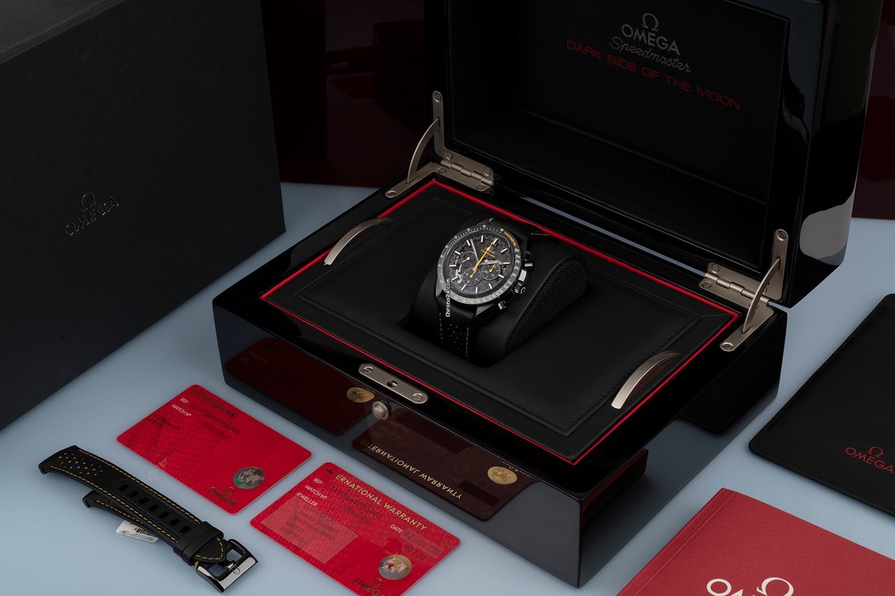 Omega Speedmaster Professional Moonwatch Manual winding Ceramic 31192443001001 Replica 8