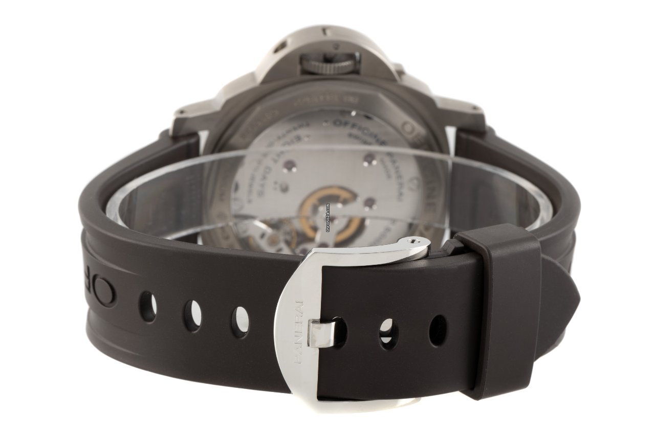 Panerai Luminor Base 8 Days Mens watch Unisex Manual winding Titanium PAM00562 Replica 8