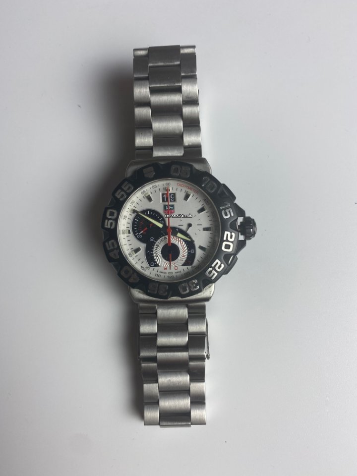 TAG Heuer Formula 1 Quartz Quartz Steel CAH1011.BA0860 Replica 8
