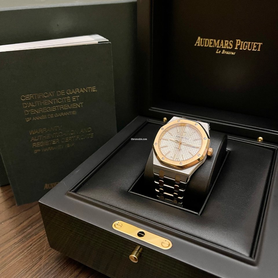 IMG_9081 Audemars Piguet Royal Oak Selfwinding Mens watch Unisex Automatic Gold Steel 15400SR.OO.1220SR.01 Replica 8