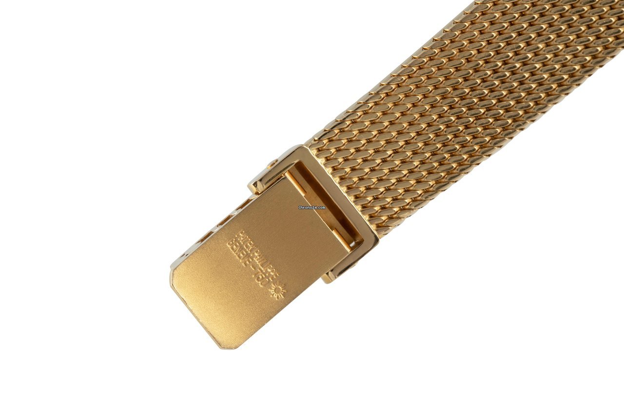IMG_9081 Patek Philippe Calatrava Womens watch Quartz Yellow gold 4819 5 Replica 8
