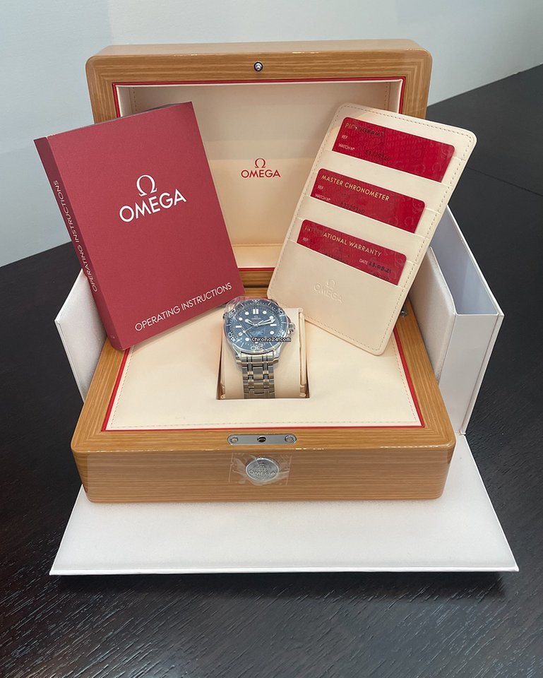 IMG_9081 Omega Seamaster Diver 300 M Mens watch Unisex Automatic Steel 210.30.42.20.03.001 Replica 8