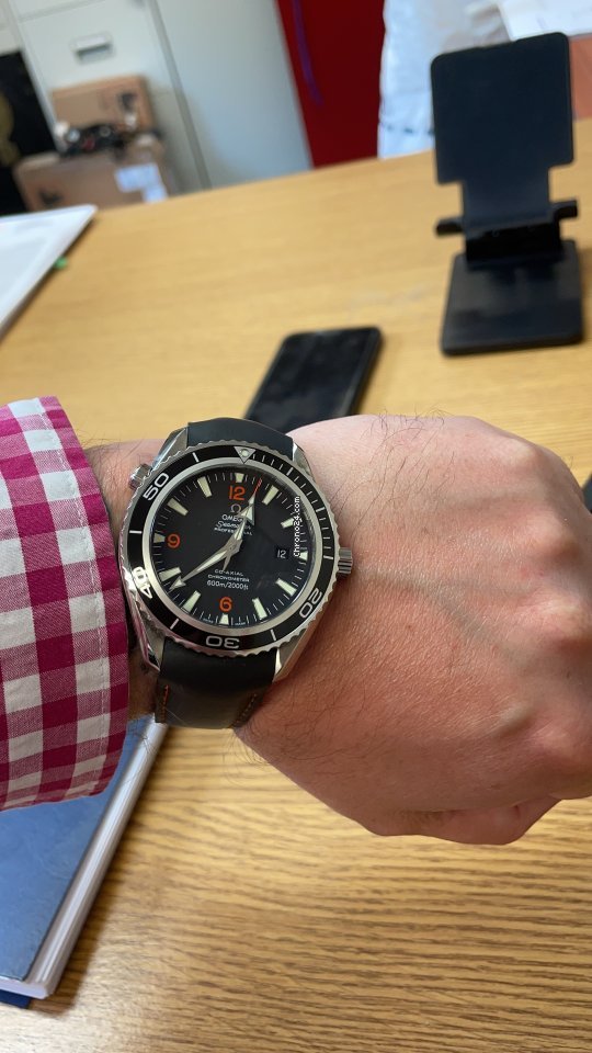 IMG_9081 Omega Seamaster Planet Ocean Mens watch Unisex Automatic Steel 2900.51.82 Replica 8