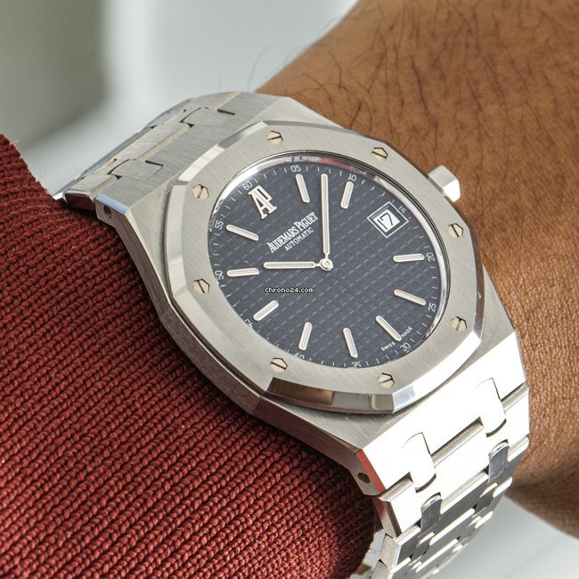 IMG_9081 Audemars Piguet Royal Oak Jumbo Mens watch Unisex Automatic Steel 15202ST.OO.0944ST.02 Replica 8