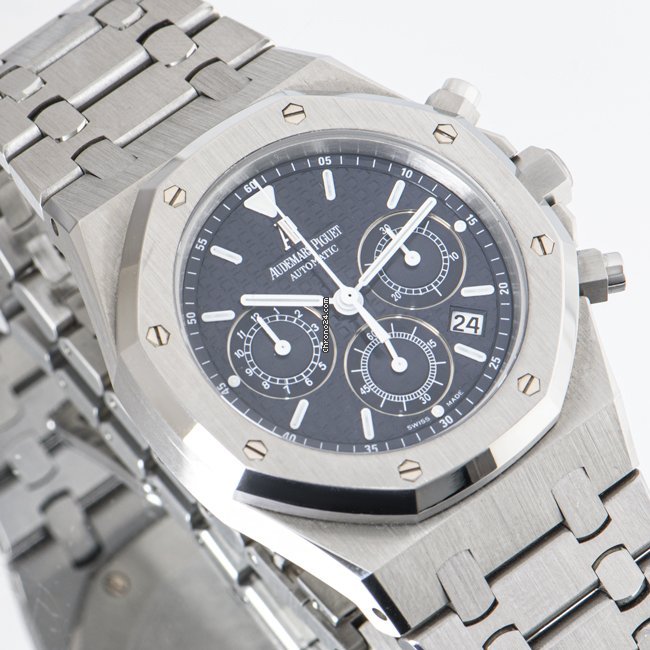 IMG_9081 Audemars Piguet Royal Oak Chronograph Mens watch Unisex Automatic Steel 26300ST.OO.1110ST.03 Replica 8