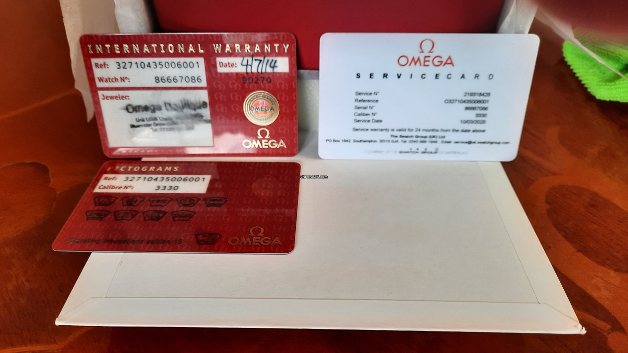 Omega Speedmaster Mark II Mens watch Unisex Automatic Steel 327.10.43.50.06.001 Replica 8