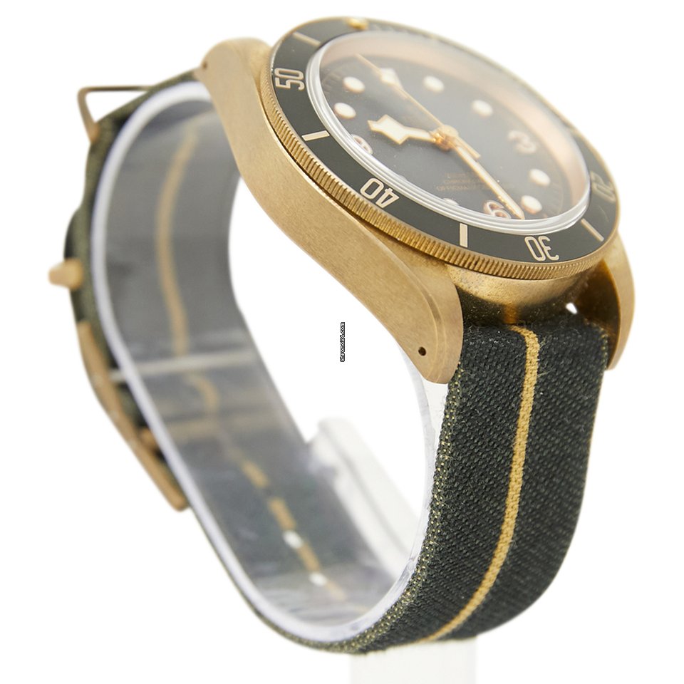 IMG_9081 Tudor Black Bay Bronze Mens watch Unisex Automatic Bronze M79250BA-0002 Replica 8
