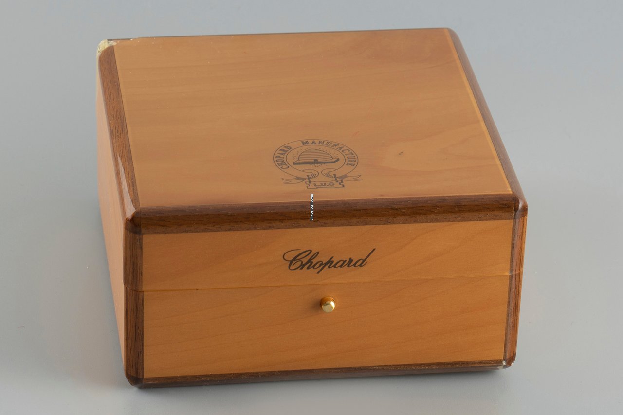 IMG_9081 Chopard Imperiale Womens watch Quartz Red gold 4238 Replica 8