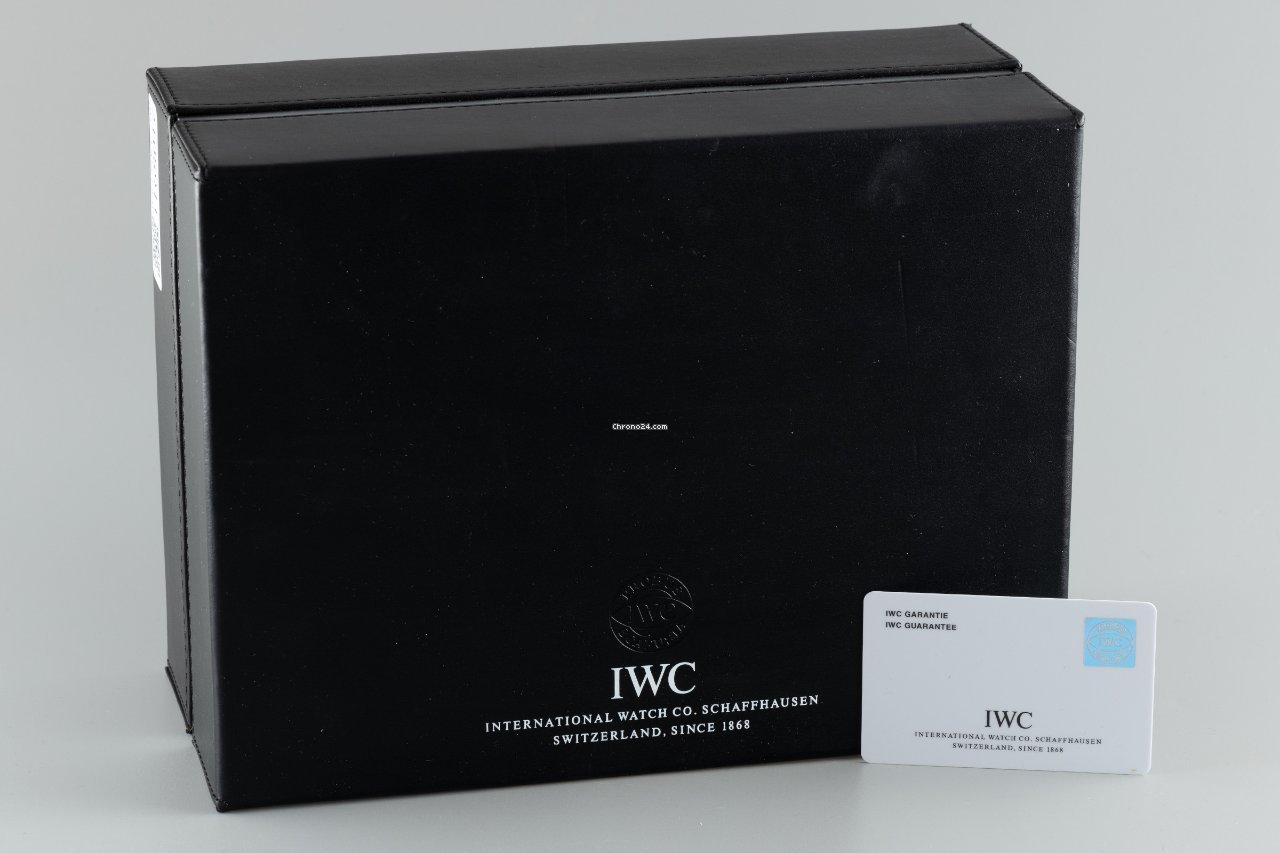 IMG_9081 IWC Portuguese Chronograph Mens watch Unisex Automatic Red gold IW390402 Replica 8