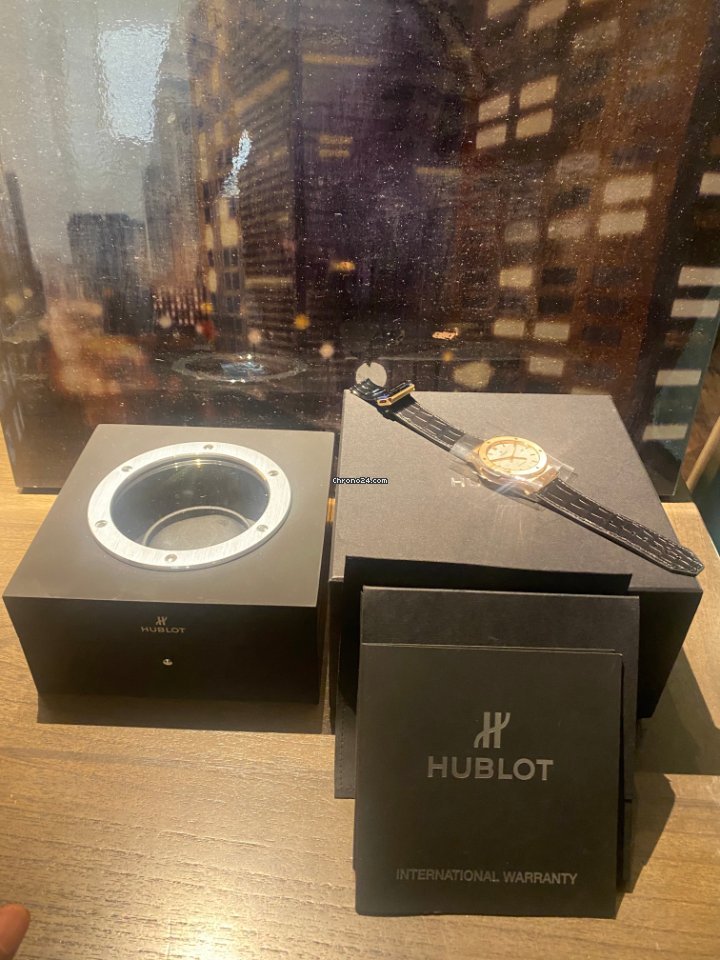 IMG_9081 Hublot Classic Fusion 45, 42, 38, 33 mm Mens watch Unisex Automatic Rose gold 511.OX.2611.LR Replica 8