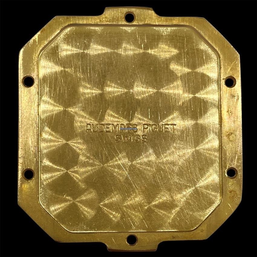 IMG_9081 Audemars Piguet Royal Oak Jumbo Mens watch Unisex Quartz Gold Steel 8260 Replica 8