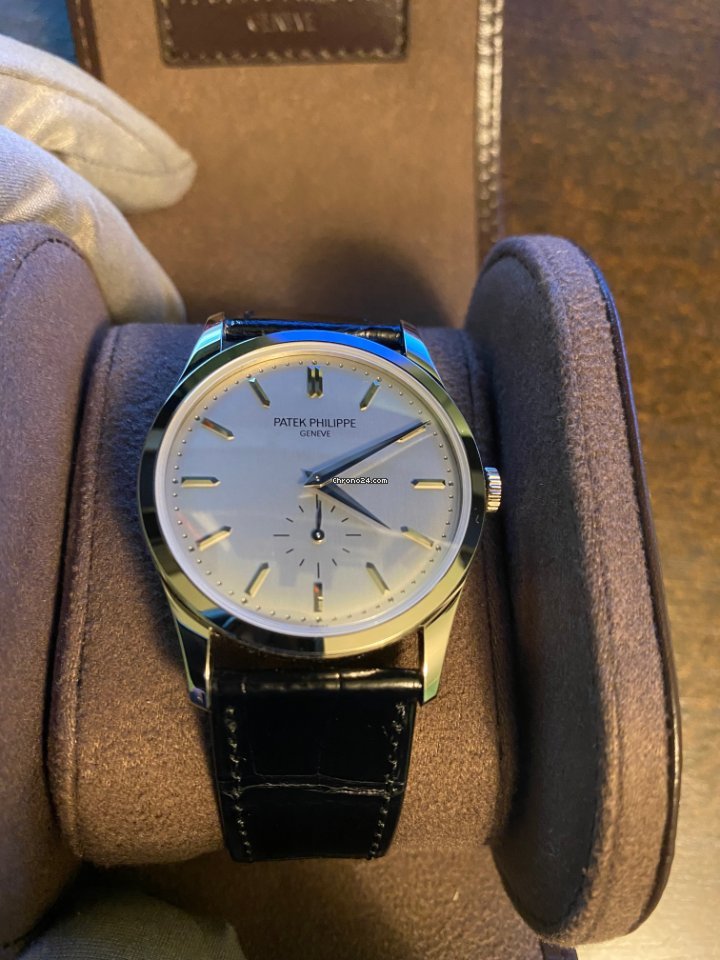 IMG_9081 Patek Philippe Calatrava Mens watch Unisex Manual winding White gold 5196G-001 Replica 8