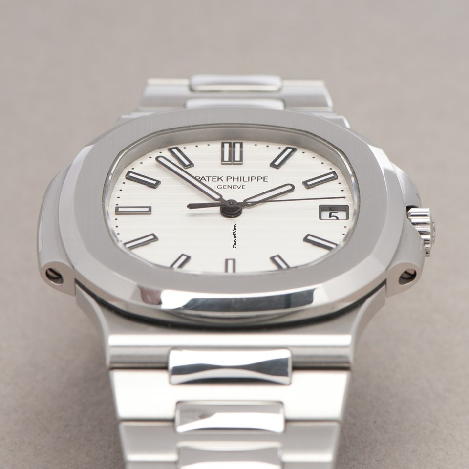 Patek Philippe Nautilus Mens watch Unisex Automatic Steel 5711 1A-011 Replica 8