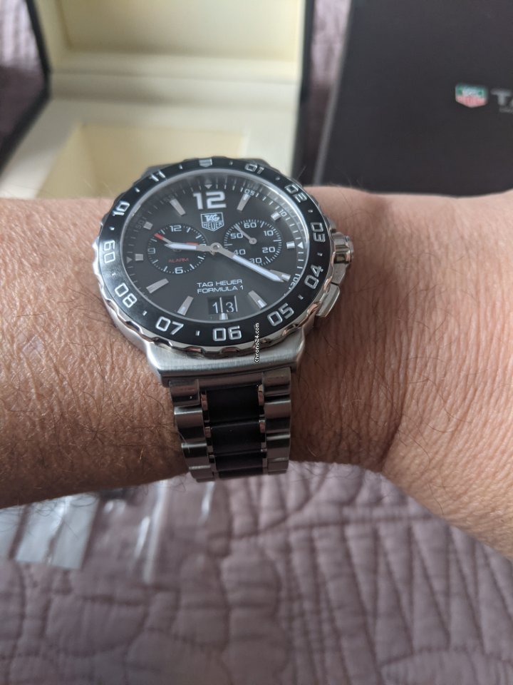 IMG_9081 TAG Heuer Formula 1 Quartz Quartz Steel WAU111C Replica 8