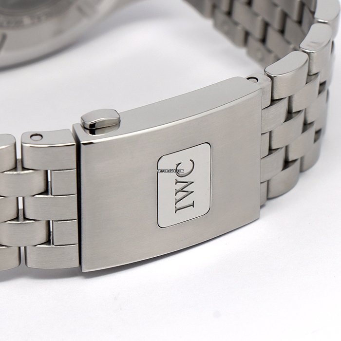 IMG_9081 IWC Automatic Steel W327015 Replica 8
