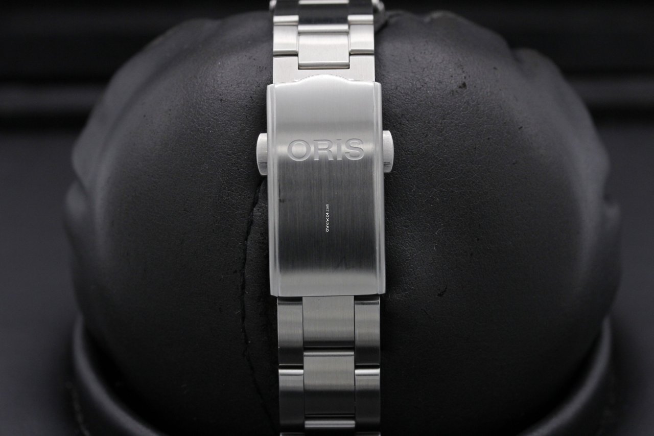 IMG_9081 Oris Divers Sixty Five Steel 01 400 7774 4087 Replica 8