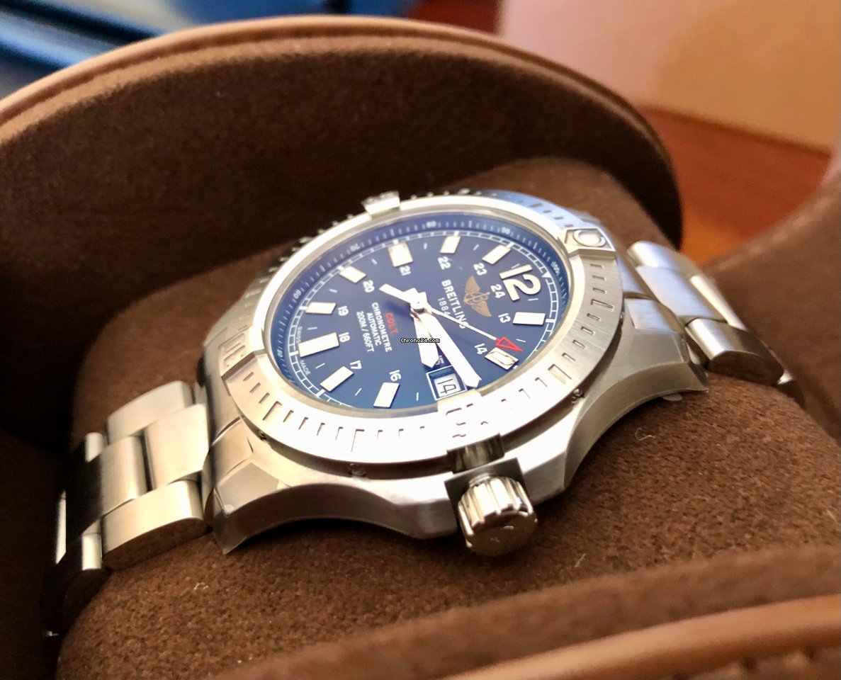Breitling Chronomat Colt Mens watch Unisex Automatic Steel A17313101C1A1 Replica 8