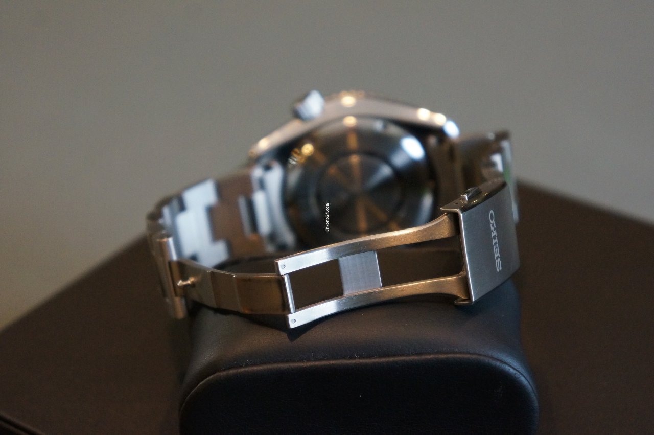 IMG_9081 Seiko Prospex Mens watch Unisex Automatic Titanium SNR033J1 Replica 8