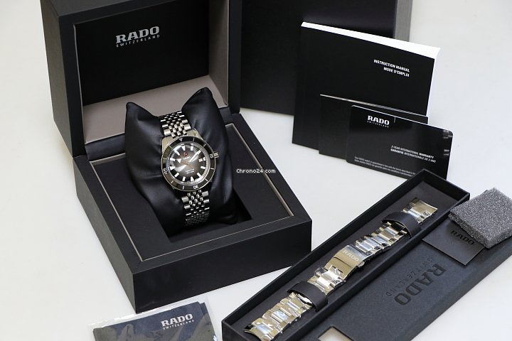 IMG_9081 Rado HyperChrome Captain Cook Automatic Steel R32105153 Replica 8