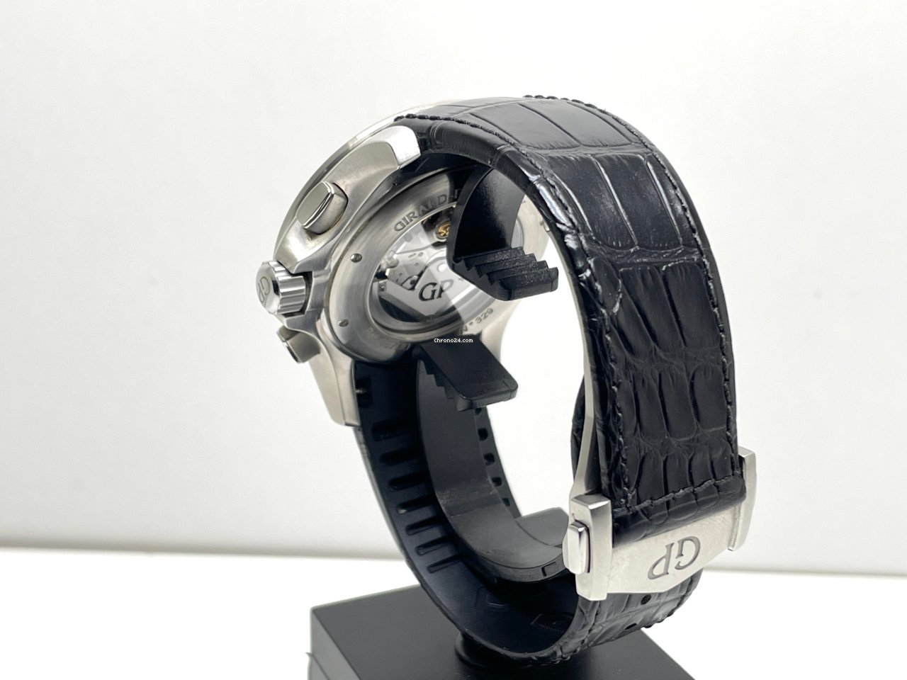 IMG_9081 Girard Perregaux Traveller Automatic Steel 49700 Replica 8